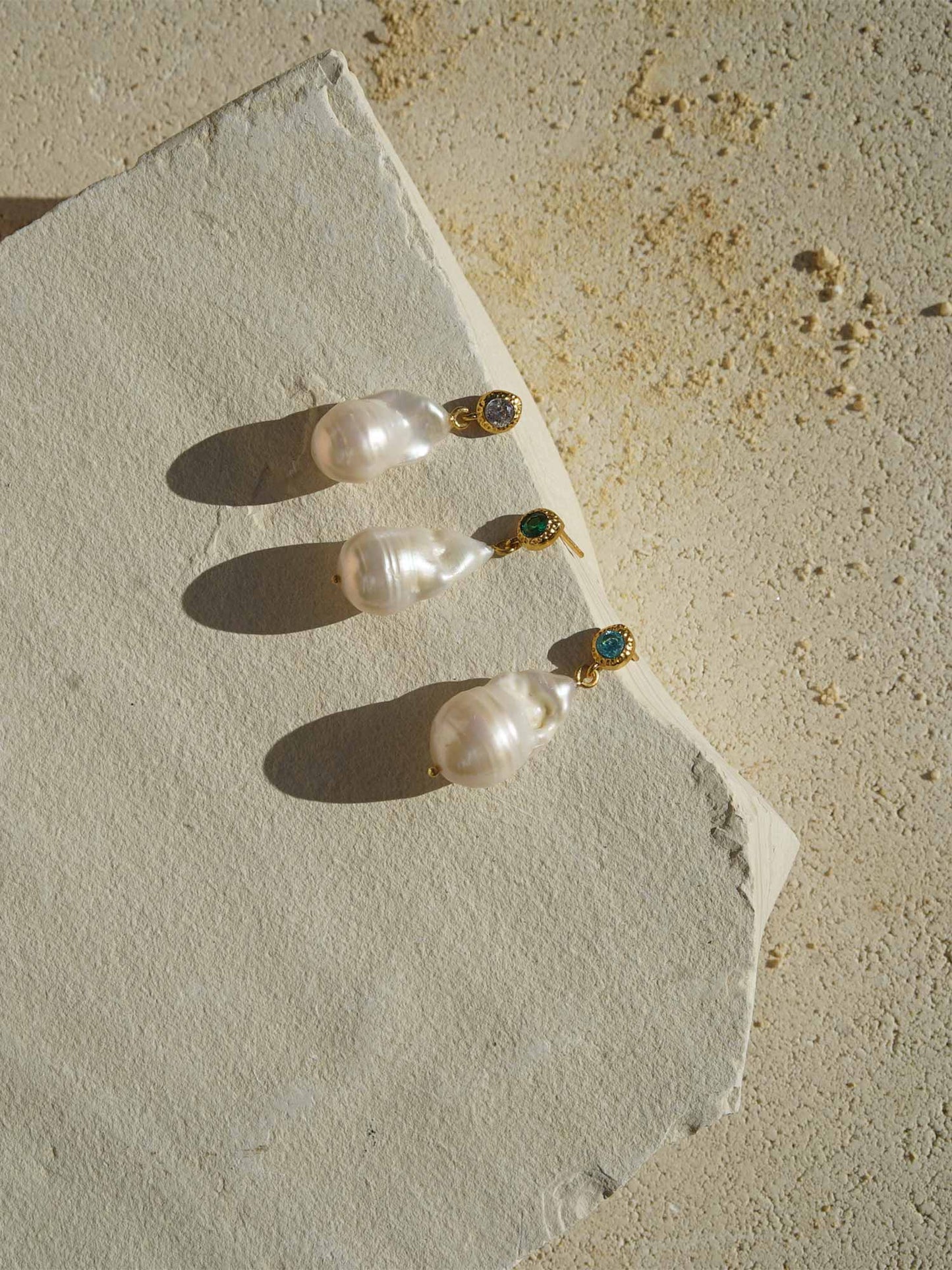 Lima Earrings Clear