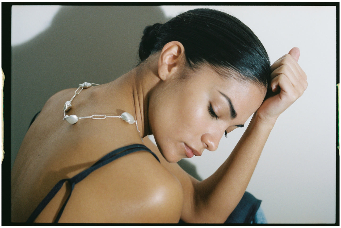Cyan Pearl Necklace