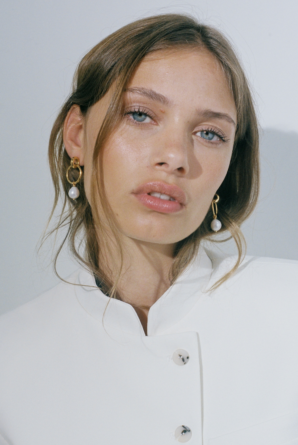 Layla Earrings Pearl